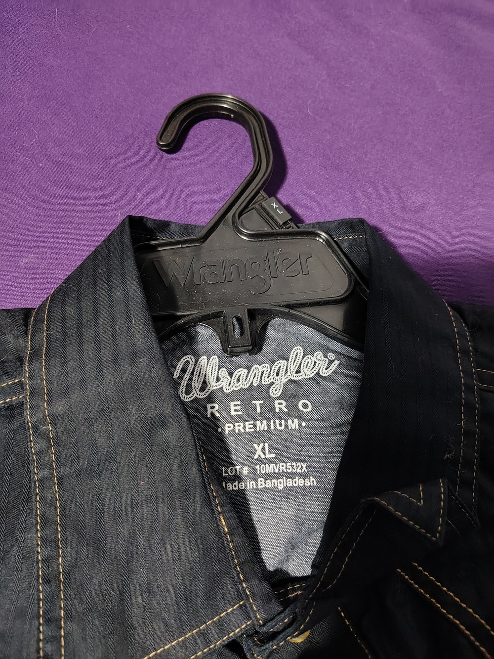NWOT Wrangler Men’s Black Pinstripe Western Shirt - Picture 5 of 8